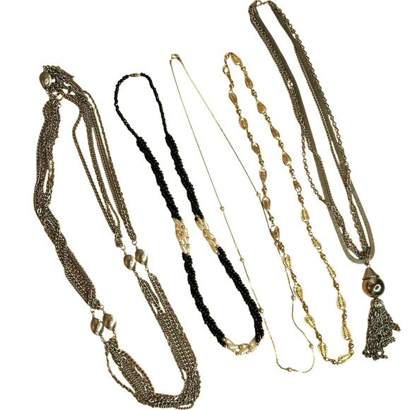 Vintage Necklaces Mixed Lot Silver Tone Gold Tone Various Eras Styles - Picture 2 of 5